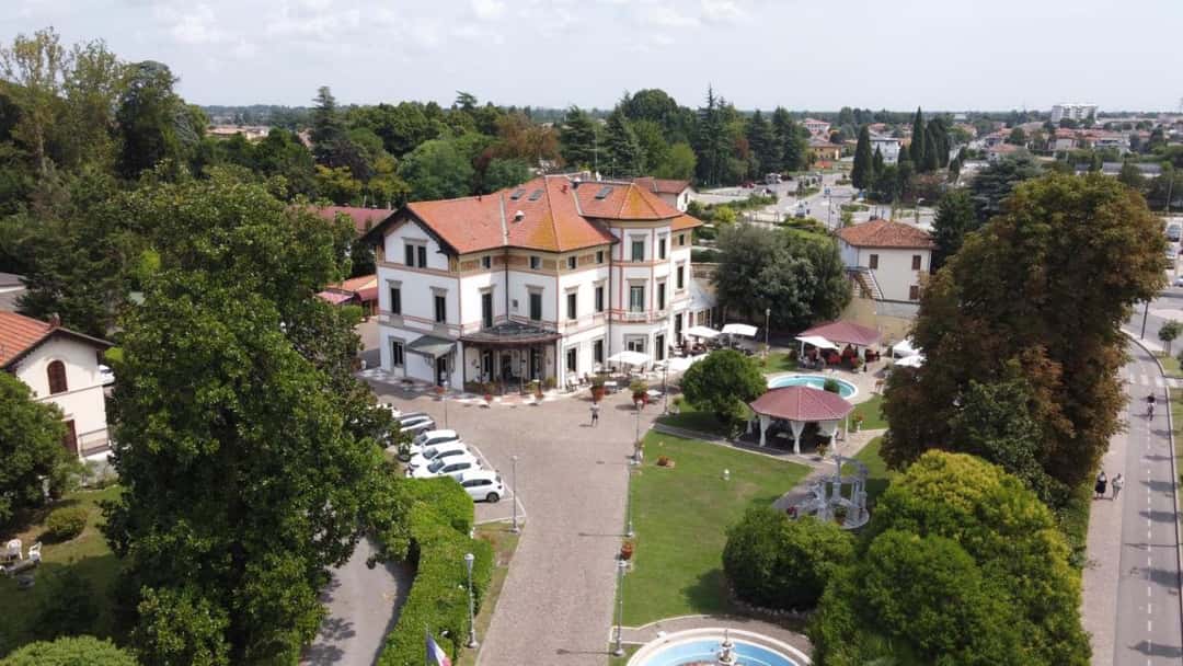 Villa Stucky